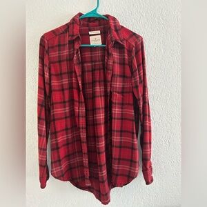 American Eagle Outfitters Red and Black Plaid Flannel Shirt